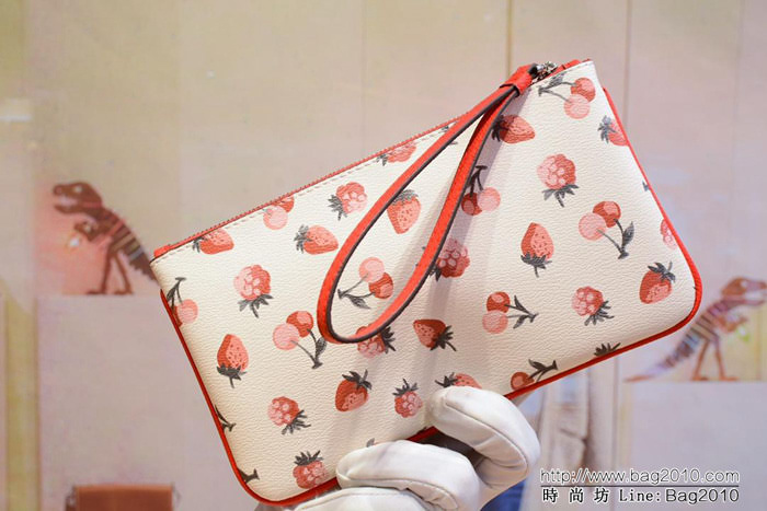 COACH蔻馳 馳原單 專櫃新款 28384 手挽包 白色櫻桃零錢包  Chz1482